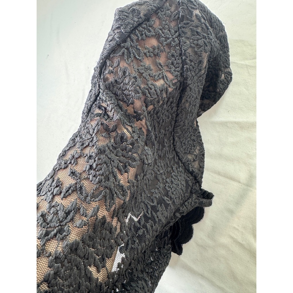 Bebe Addiction Black Lace Bodysuit Short Sleeve V-Neck Tan Lining Large sheer - Picture 14 of 16
